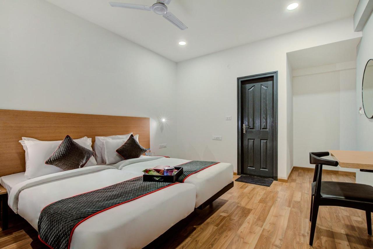 Hotel O Evergreen Faridabad Εξωτερικό φωτογραφία