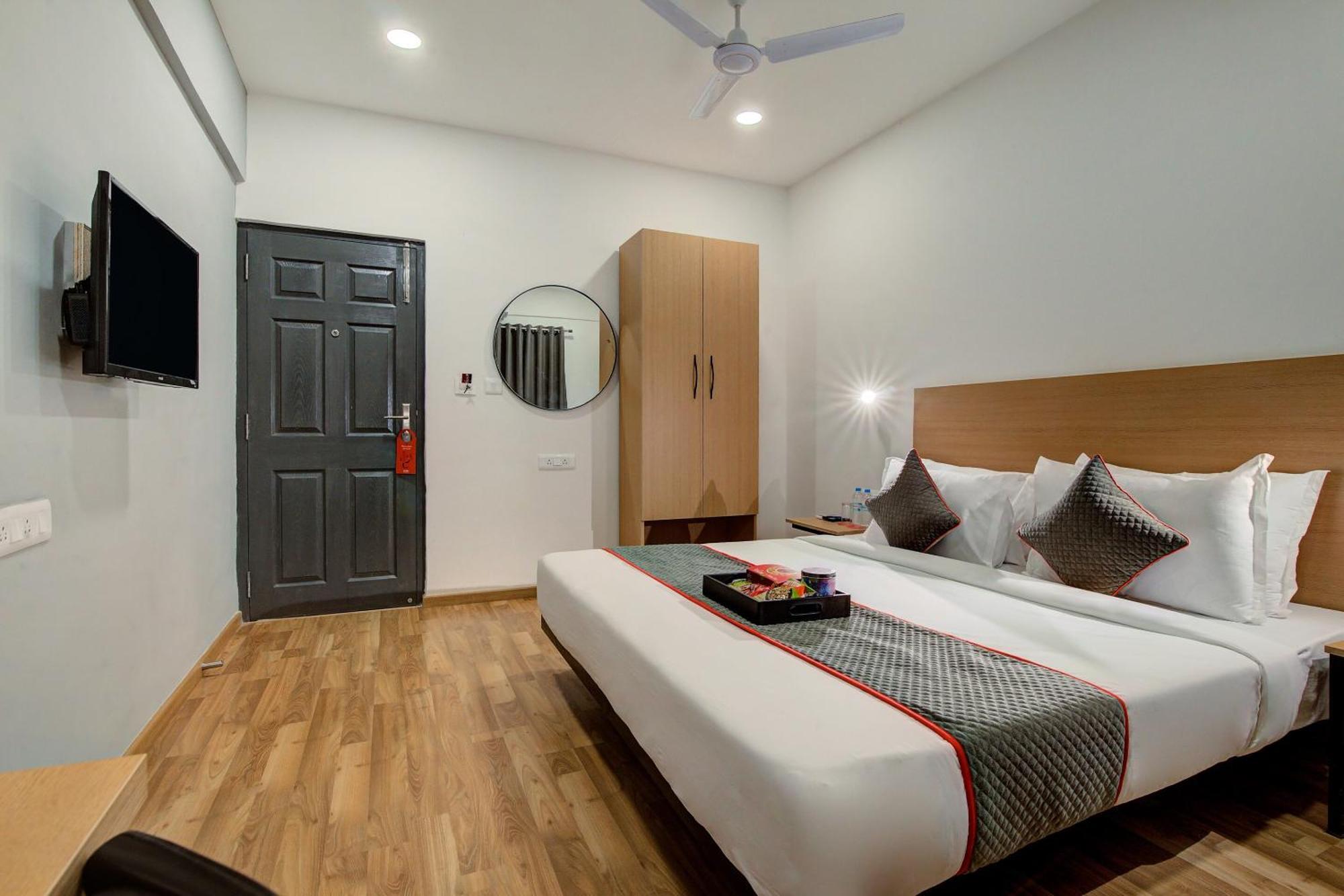 Hotel O Evergreen Faridabad Εξωτερικό φωτογραφία